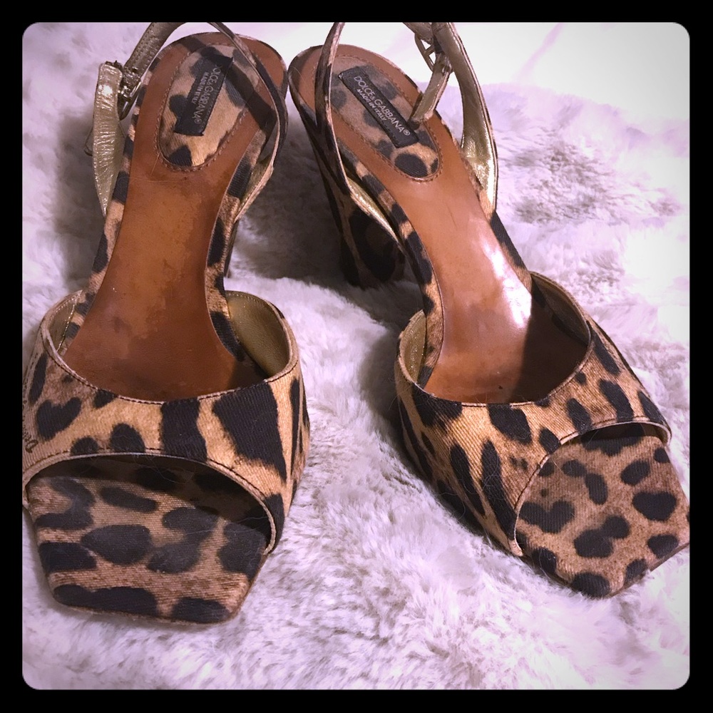 Dolce &Gabbana leopard heels ❤️